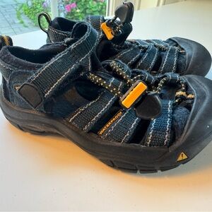Keen water shoe sandals